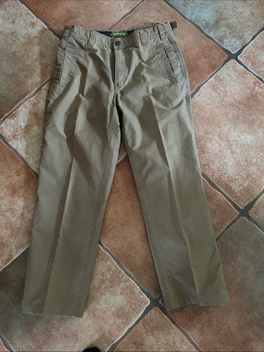 Orvis Men's Tan Straight-Leg Chino Pants
